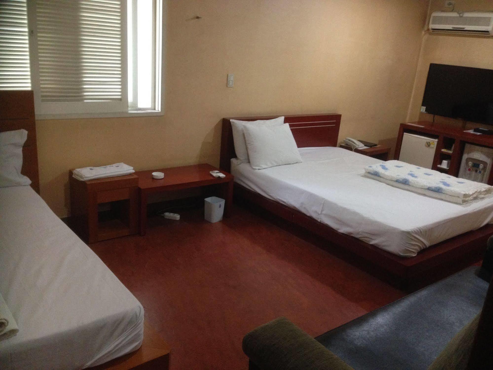 Daegu Goodstay Herotel Buitenkant foto